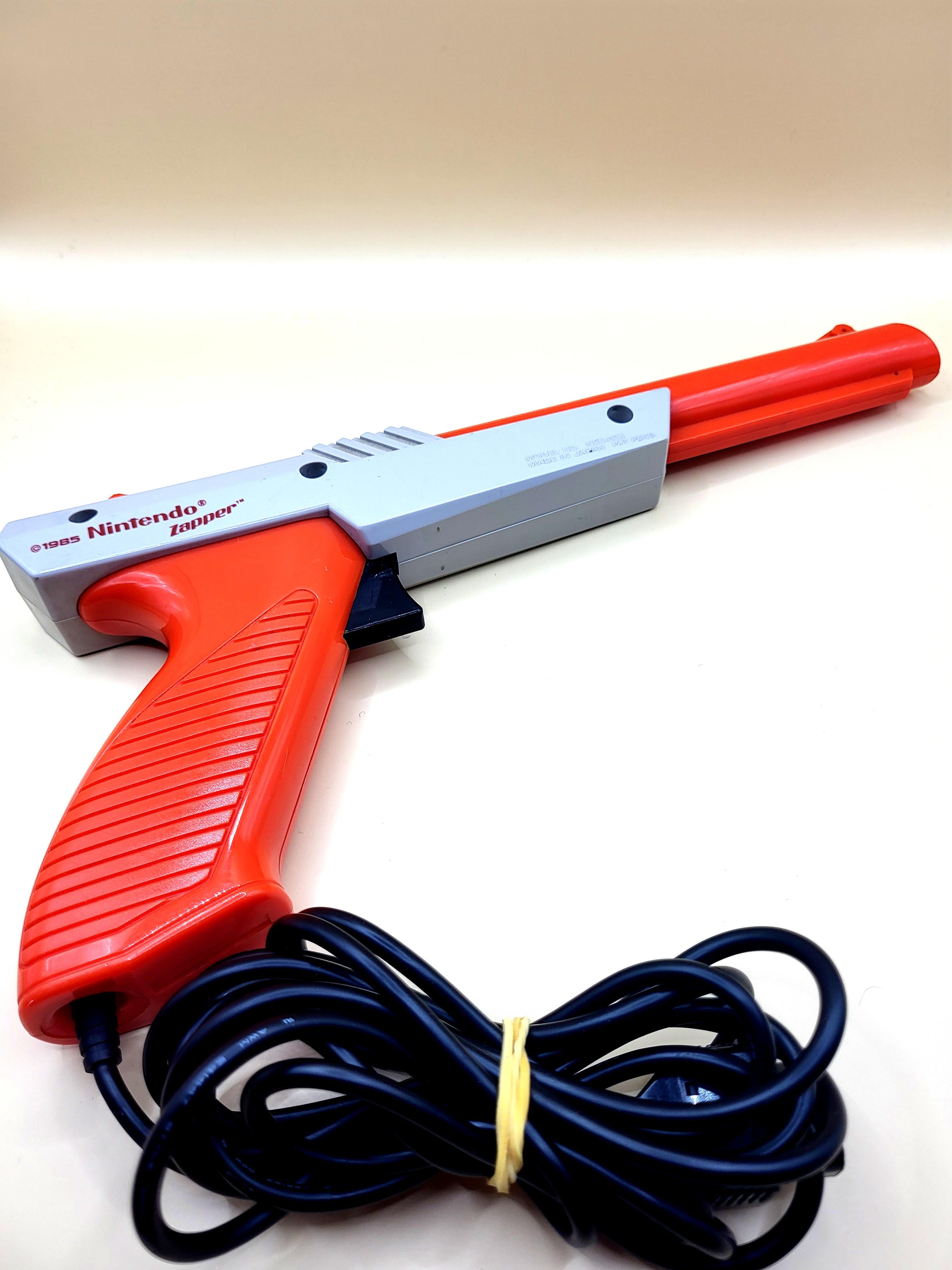 Nintendo Entertainment System NES Zapper Gun - Light Gun