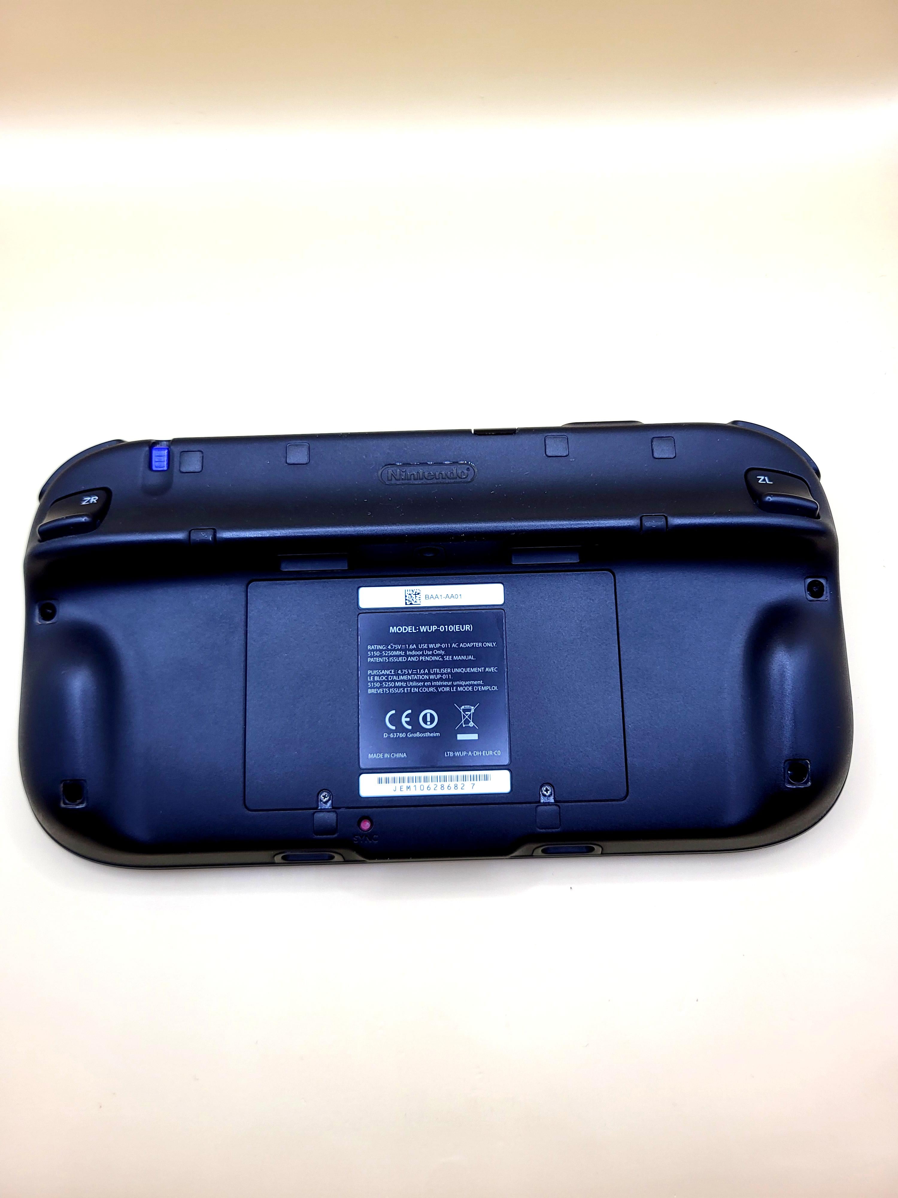 Nintendo Wii U Console & GamePad