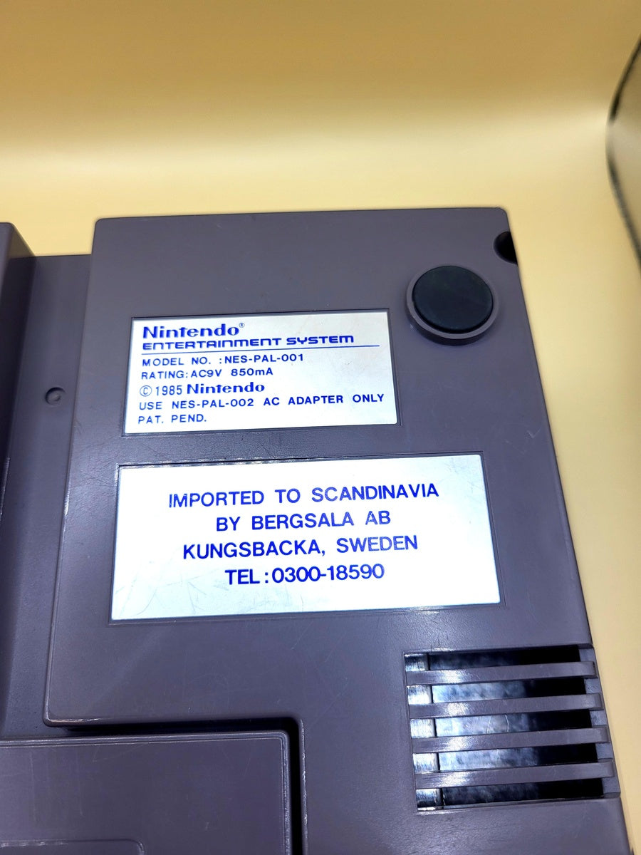 Nintendo Entertainment System Console - NES