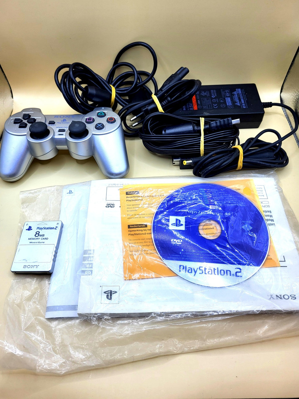 PlayStation 2 Slim Satin Silver Compleet in Doos - CIB PS2